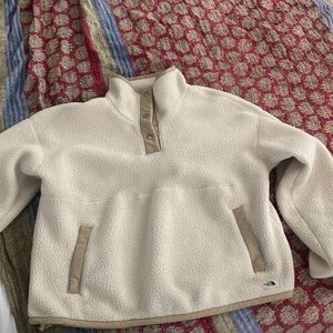 Womens north face pullover